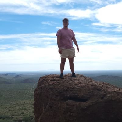 LukeMil27544321's profile picture. 