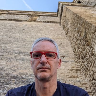 junger_env's profile picture. Walk, run, bike, ski, jump. often in circles.  species, climate, water and family. ED @elc_alberta