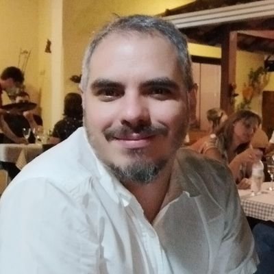 juliomartineli's profile picture. apenas um rapaz latino-americano sem criptomoedas na carteira digital