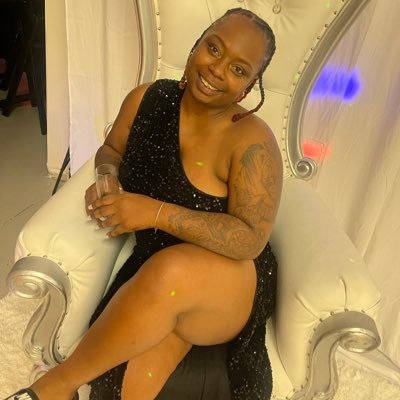 Yay_Toven's profile picture. Welcome to Hood Burger, Home of the Hood Burger...Crack with ya order.!? #LLGRIFF