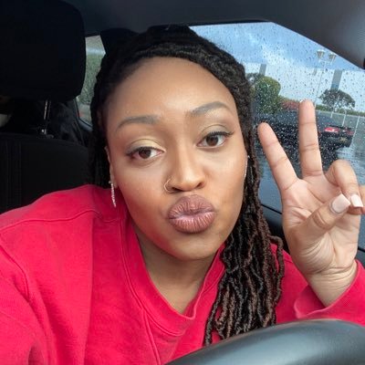 Tieramonaee's profile picture. hu’21