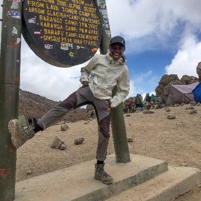 Travel🛫 || Graphics || Hike 〽️
Friend From Kilimanjaro🏔
🗣Hakuna matata 🇹🇿
Founder @africa_with_smile_foundation