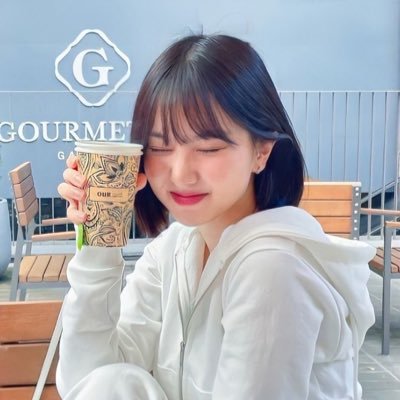 — i spend more time complaining than doing my tasks. tam mti