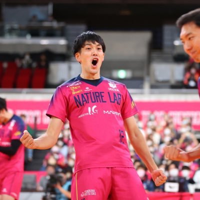 東京グレートベアーズ No.12 🐻💫 /岩手県北上市出身/駒澤大学/バレーボール選手/トレーニング/NBA/コーヒー勉強中☕️/3児のパパ/