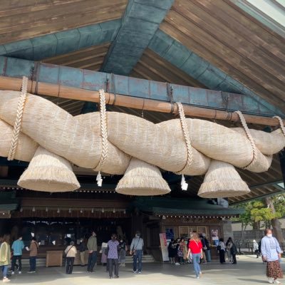 鉄道・自然・古い町並み・路地裏等、こころ癒す風景写真を撮りたいと思い始めて早や数年^^; 最近やっと📷を買いました。
