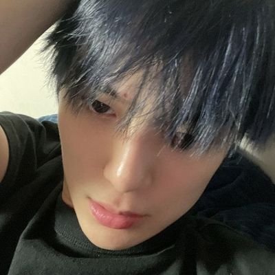 l_jnssi's profile picture. 🌷---sbt-- poca enjoyer🛒 for #이제노🐶 #정재헌 🍑