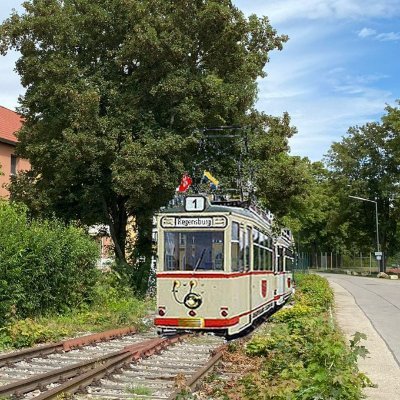 Info
 Wer mitmachen will schreibt eine E-Mail an: mail@strassenbahnregensburg.de
Beschreibung
https://t.co/WECsl843I5