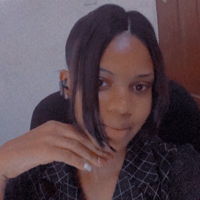 adunni_x's profile picture. .