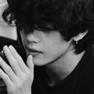 atefeh_OT7's profile picture. This is the black and purple sky of the‌‌ bts. If you are not a star, do not enter♡