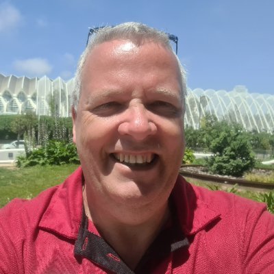 Commercial Manager Fries, Dorpsbelang. Doarpswurk, man, vader en opa. Hyundai Nexo rijder.BBB beoogd lijsttrekker Noordoost Fryslan