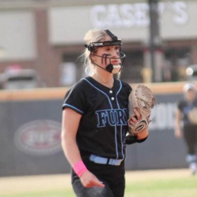 NeelyG_2025's profile picture. Christian | Hillsdale Softball Signee 💙🤍