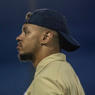 Corners Coach @ArcherTigersFB 📍GA | Philippians 4:13 | @UMassAmherst Alum | ΦΒΣ 🤘🏽🕊 ΞΓ