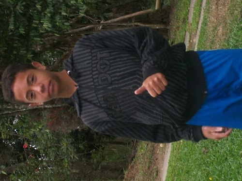 Oorkut : http://t.co/ad1Q7s7GhE msn : murilo_tqc@hotmail.com    see quisereem add laa !  vlw!!