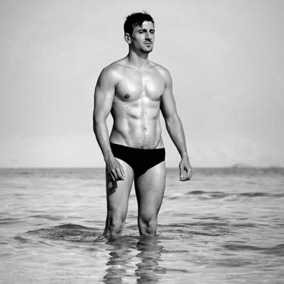 iamloris's profile picture. eww