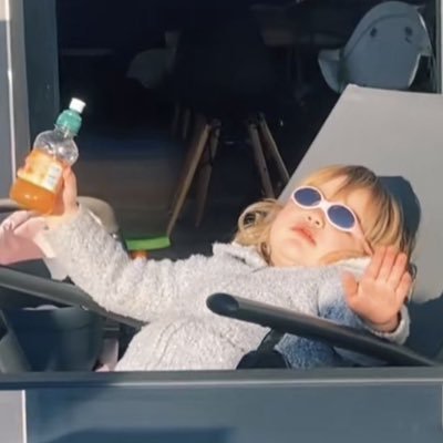 cannellelmns's profile picture. just as she is