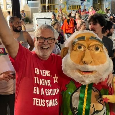 Petista desde sempre, filiado desde 1990.