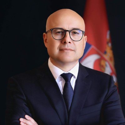 Председник Владе Републике Србије                                   Председник @sns_srbija
Председник @gosnsns