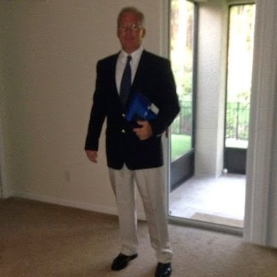 JohnRob76702413's profile picture. 