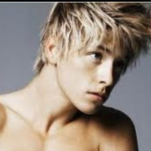 DoryMuch's profile picture. Dorian Mitchell. multi- RP Gryffindor, quiddich player and failure at life for the most part, though the company of a woman is always welcome.