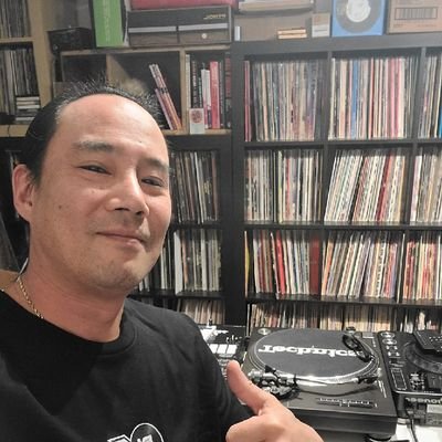 SoCal native living in Seattle WA. Vinyl collector and lover; closet DJ since the late 80s. Love 80/90s hip hop, funk, soul, R&B, dance...