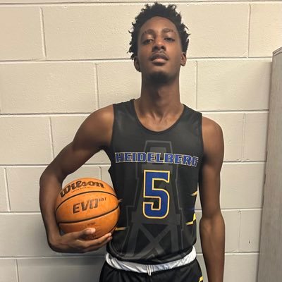 Quinntavious_5's profile picture. School: Heidelberg High School
Height: 6’6 
C/O: 2023
Age: 18
Hobbies: Basketball,Track,Band