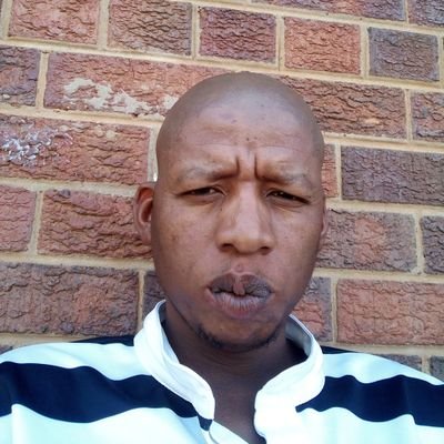 Kaizer https://t.co/HZhoESAF8n City and Chelsea...EFF member