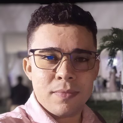 Ivanilt09963333's profile picture. Professor de Física, Matemática e Robótica.