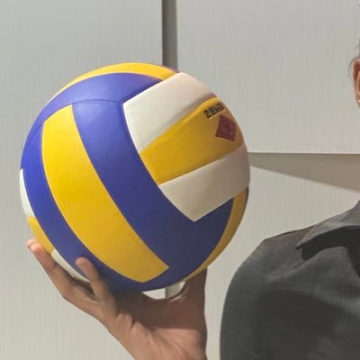 لياقة بدنية🏋🏽♀️| @CSS_UJ -من أوائل حكام كرة الطائرة في المنطقة الغربية🤩🤍 الحمدلله حمداً كثيراً🤍#الرياضة_النسائية