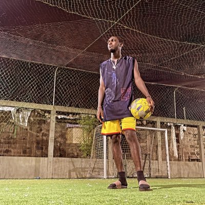 mubcyth's profile picture. Simple , compréhension et surtout aimable 😉😉