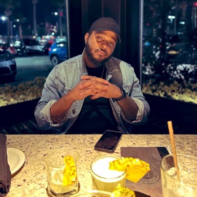 Produced tracks for Snoop,Game,Brandy,Ray J,YukMouth,etc… One half of https://t.co/2a0SBgBGOu Follow @HitzUniversity on twitter #Gymlife #Studiolife