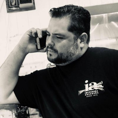 htglez's profile picture. 