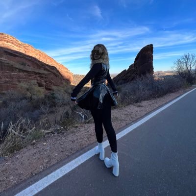 shelbyk57254778's profile picture. I love my life