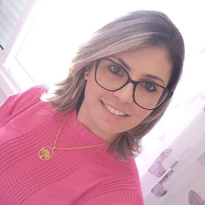 PriiMatana's profile picture. Assistente Social 
Gremista