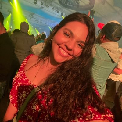 analettyyy's profile picture. bestie vibes only 🥰👩🏽‍🍳👩🏽‍💻