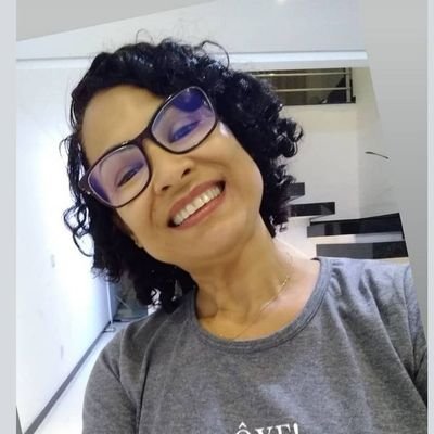 Professora de História -
#direitoshumanos
#vidaemprimeirolugar
#forabolsonaro
#antifacista