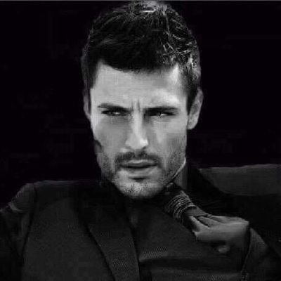 swlllltan's profile picture. تامردن هاندەری هەلبژاردەی بەرازیلم🇧🇷🇧🇷💚💛😘😘