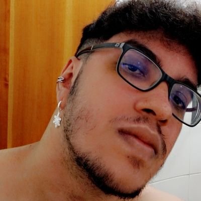 Alisonjulianoo's profile picture. Desenvolvedor Web
Apaixonado por tecnologia

Busca presença na web ? 
Acesse: https://t.co/0fXi7uDlMh