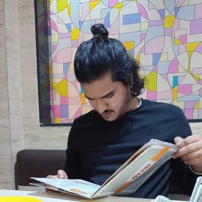 _AtishayJ's profile picture. Full-Stack web developer  | 🎹Music Producer  | ❤Javascript | 
 ⚛️Reacting & 🚂Expressing web apps