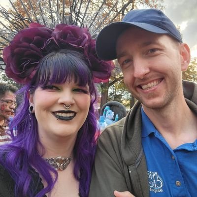 Husband & wife stream team. Tacos!!!! Lovers of food and video games!
Co-hosts of @dissectthatfilm
Email: kaijumoviereview@gmail.com