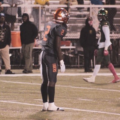 5’10 190 OLB/SS ‘25 LB @ Snyder HS 1st Team All Conference LB