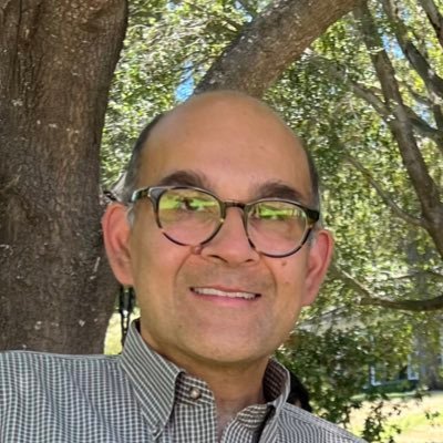 vikbhan's profile picture. dad...gadget fan...
