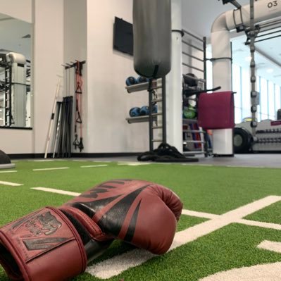 thek__'s profile picture. .(وَقُل رَبِّ ارحَمهُما كَما رَبَّياني صَغيرًا).