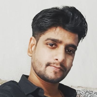 RafiRedefined's profile picture. अपनी तो हर इक बात पे लगता है शहर को,
किस दौर का इन्सान है किस दौर में आया ।
Always #Rafi
#Abplaylist
Religion-Cricket
बहुतों के लिए,थोड़ा लिख लेता हूँ। #Abvishu