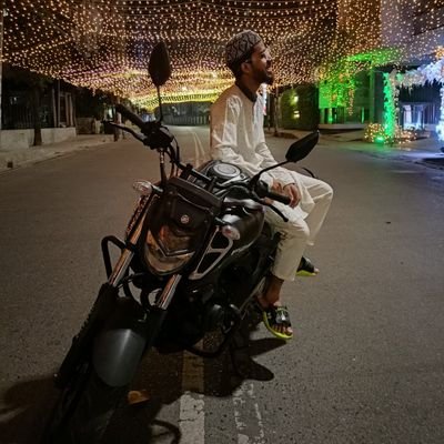 mdShahalom1998's profile picture. 