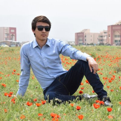مرد بزرگ کسی است که در سینه قلبی کودکانه داشته باشد.