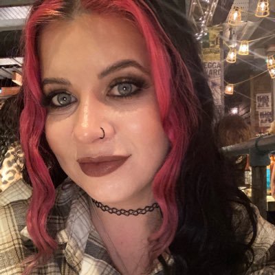 ThatBitchBethhh's profile picture. TikTok @bethhhaniiie go follow me