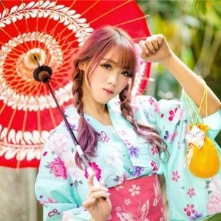 Rena90701793's profile picture. ただのOLだったわたしがたったの３ヶ月で100万達成💖こんな時代だから困っている人のために😘私をフォローすると10万円🎁DMします😀フォローするとすぐ届きます