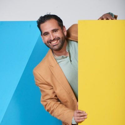 📺 📹 🏳️🌈 Viñamarino perdido en la capital Tanto me gusta la noche que al día le pondría un toldo Periodista de @tudia_13 de @canal13