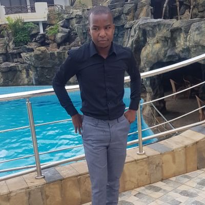 DesmonKiprono's profile picture. Self centred