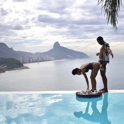 Oye_Titi_'s profile picture. 